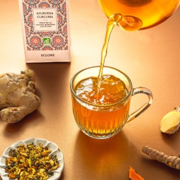 Infusion ayurvédique bio au curcuma, gingembre, poivre et noix de coco, inspirée du lait doré ou golden milk